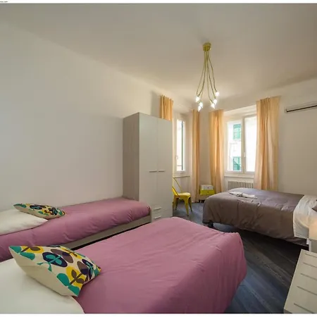 Casa Acquario Vintage * ג'נובה