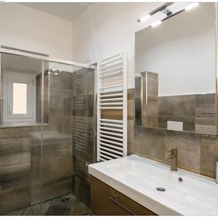 Casa Acquario Vintage * ג'נובה